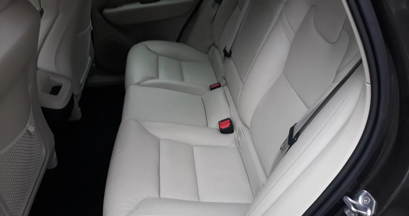 Volvo XC 60 cena 149990 przebieg: 79600, rok produkcji 2018 z Radzymin małe 497